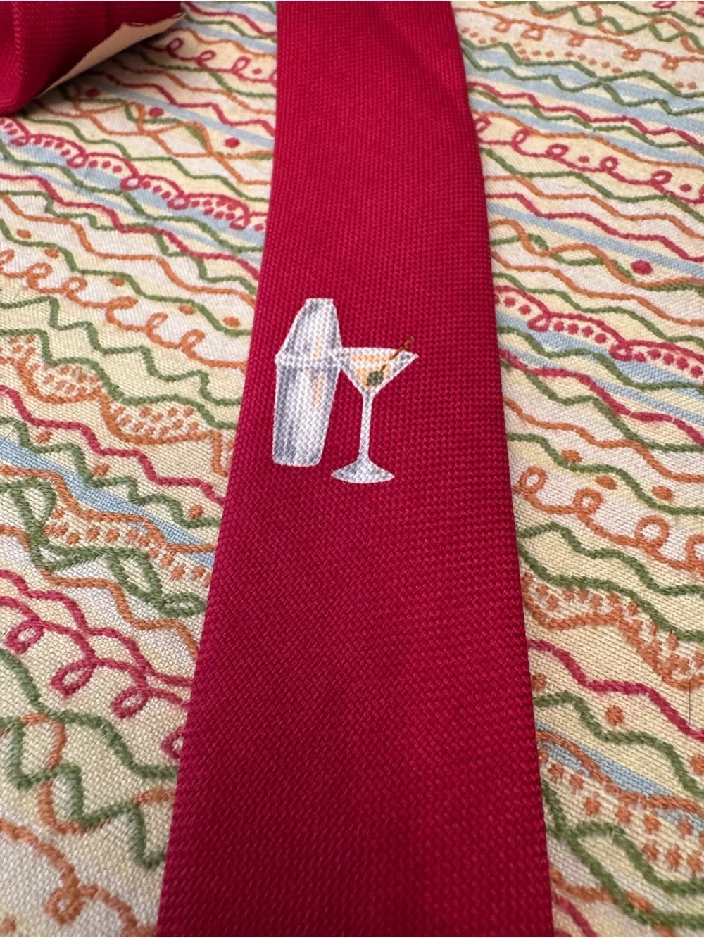 Off Island by Tommy Bahama Red Martini Glass Silk Vintage Tie